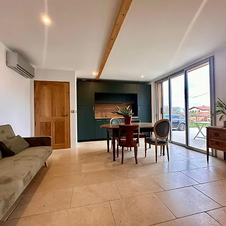 Ferme Ihartzetako Homestay *